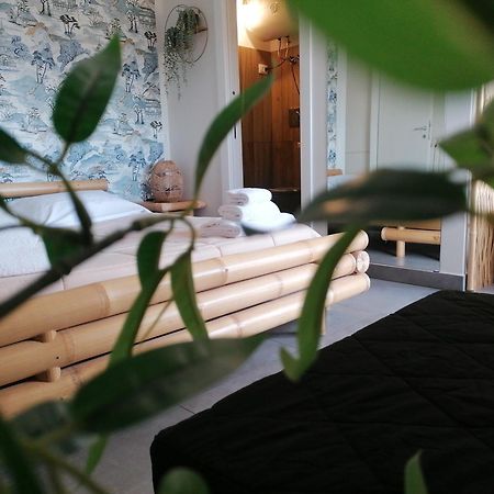 Le Boutique Luxury Rooms Diffused In Historic Center Fiumicino Exterior photo