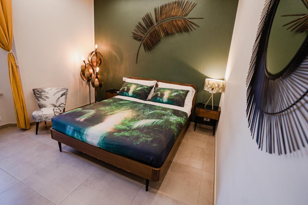 Le Boutique Luxury Rooms Diffused In Historic Center Fiumicino Exterior photo