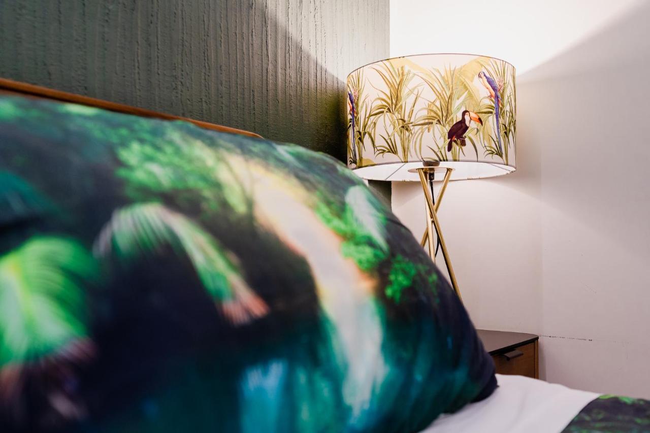 Le Boutique Luxury Rooms Diffused In Historic Center Fiumicino Exterior photo