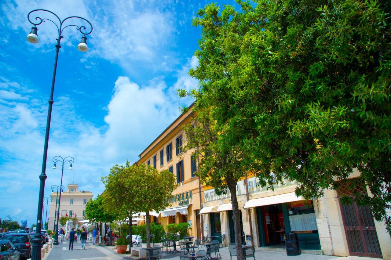 Le Boutique Luxury Rooms Diffused In Historic Center Fiumicino Exterior photo