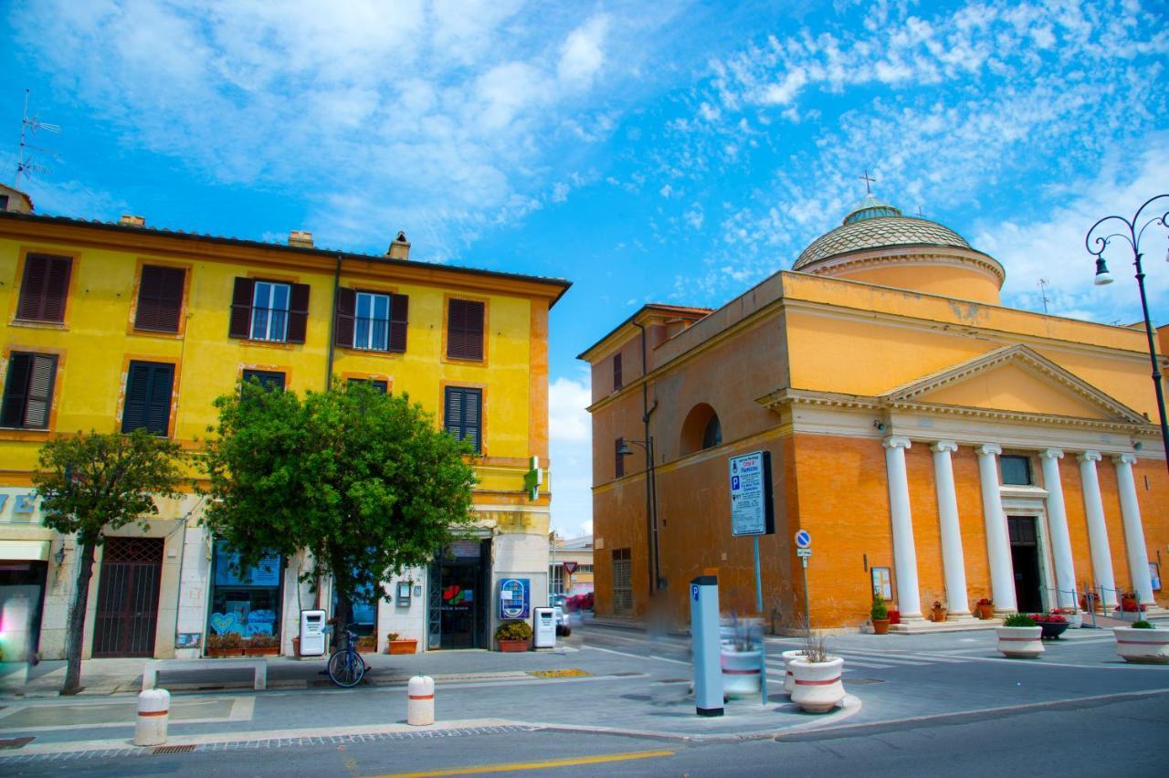 Le Boutique Luxury Rooms Diffused In Historic Center Fiumicino Exterior photo