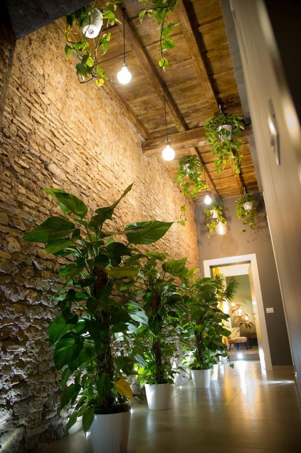 Le Boutique Luxury Rooms Diffused In Historic Center Fiumicino Exterior photo