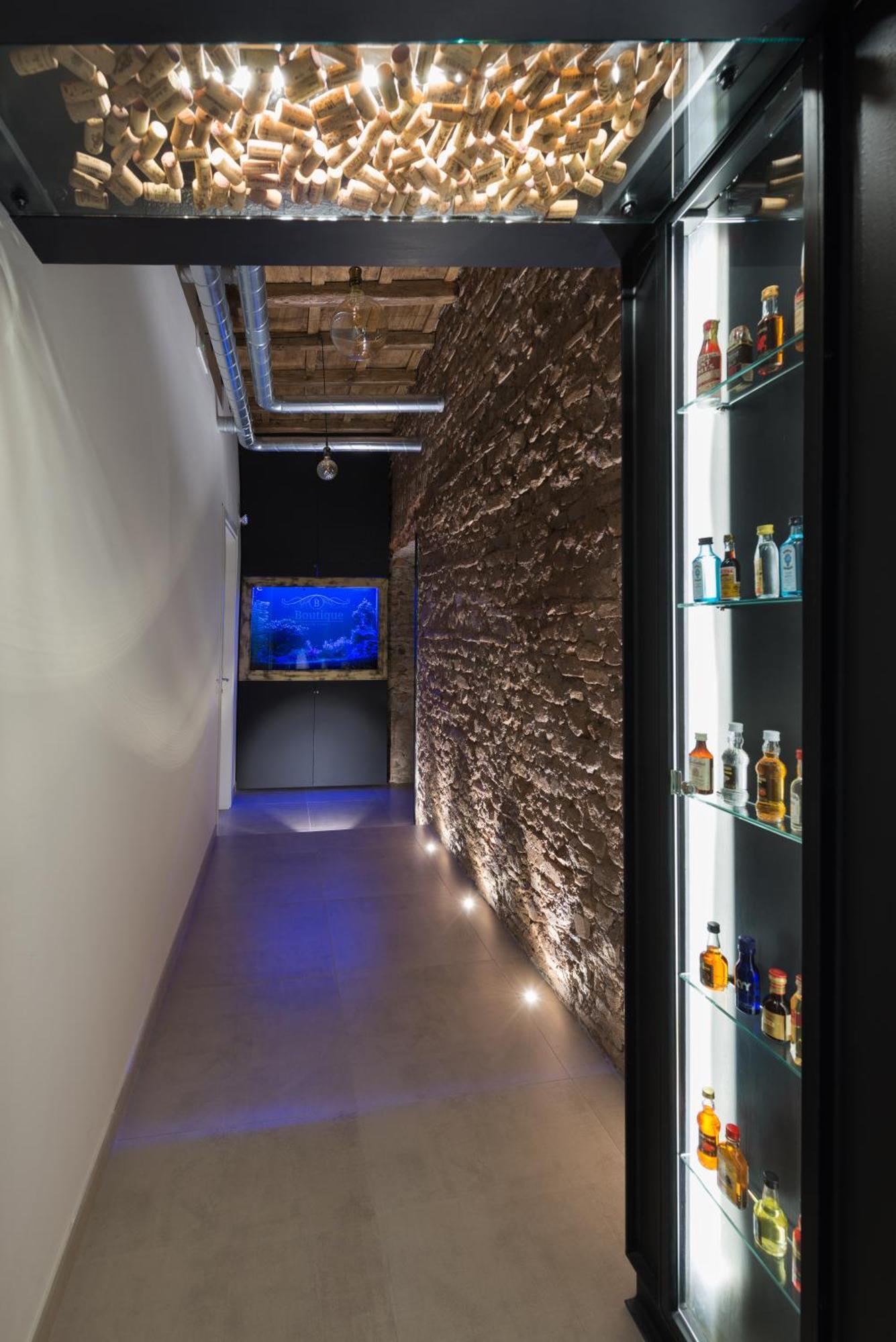 Le Boutique Luxury Rooms Diffused In Historic Center Fiumicino Exterior photo